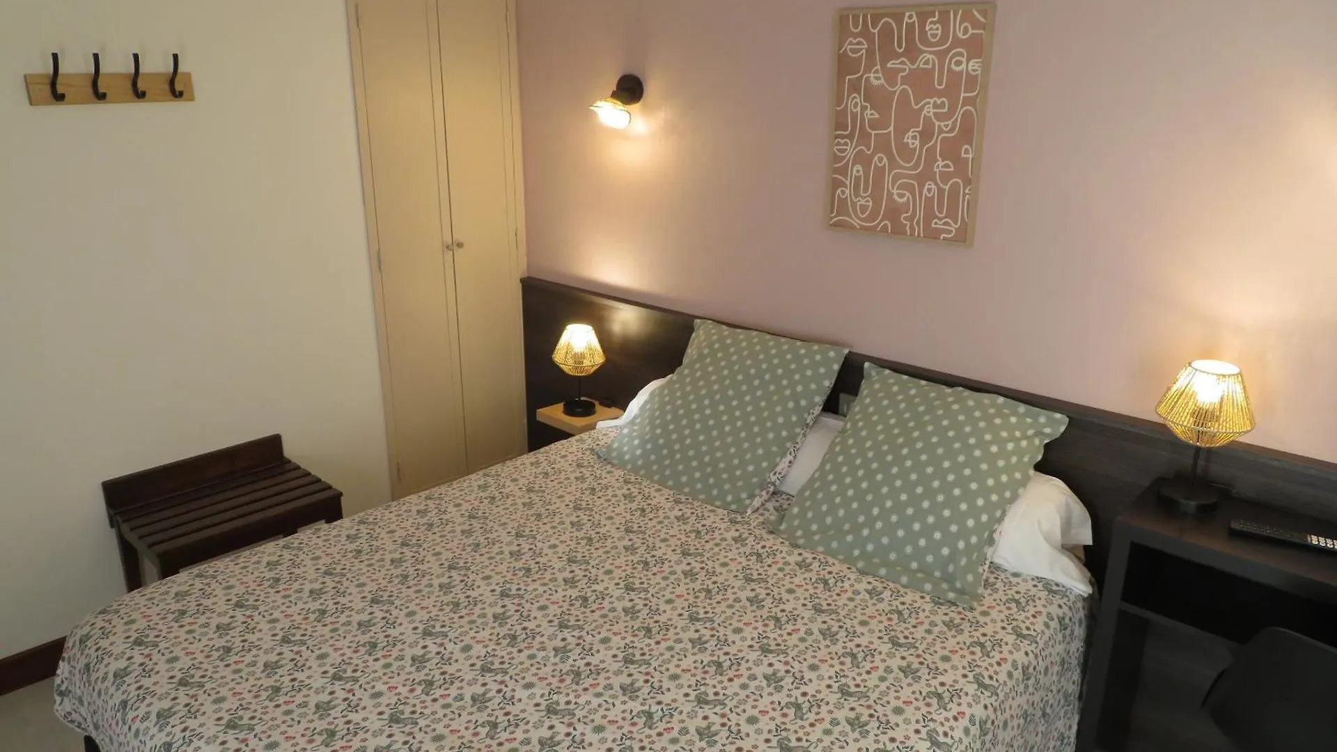 *** Πανσιόν Auberge D'Ici Et D'Ailleurs Cressensac-Sarrazac Γαλλία